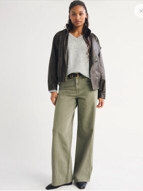Abercrombie & Fitch Curve Love Wide Leg High-Rise Jeans in Olive Green